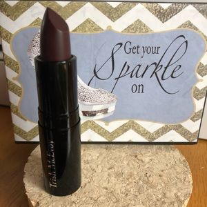 Trish McEvoy Veil Lip Lipstick Highly Pigmented Long Wear - Daring Plum - 0.12oz